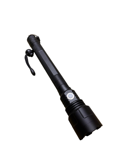 Kraftig LED lommelygte med indbygget oplader og 18650 batteri