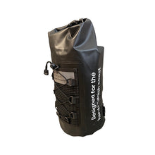 Indlæs billede til gallerivisning Vandtæt taske Dry Bag Rygsæk™ fra danske Owlbite® på 10L (Liter), sort
